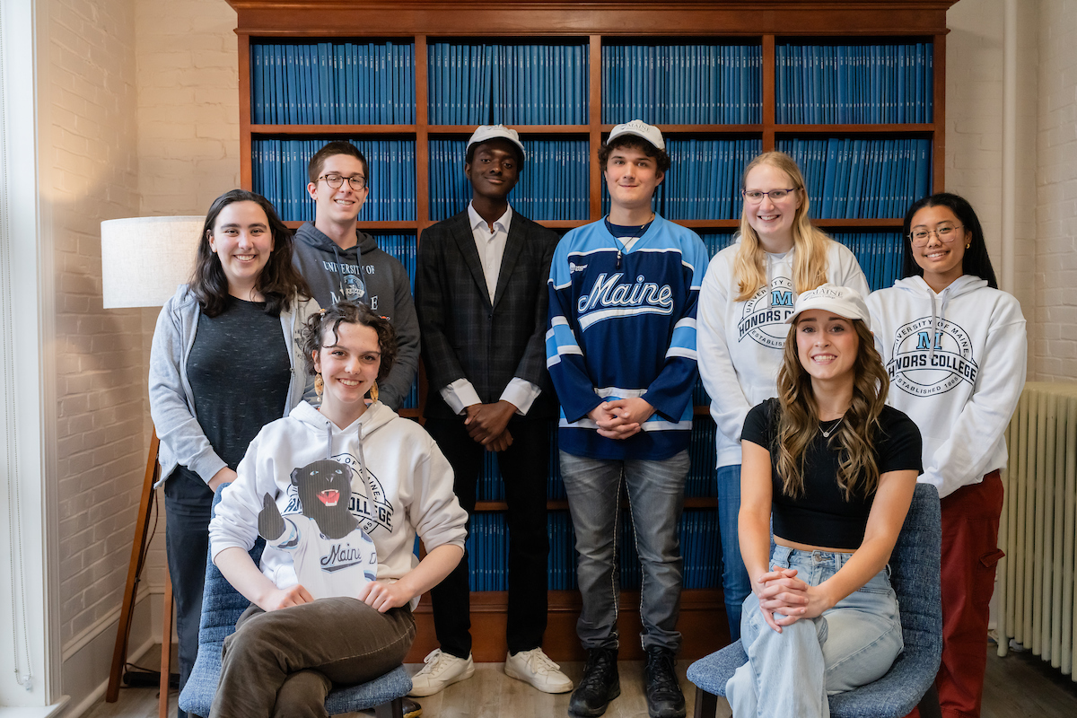 The Honors College Mentors taking a group photo